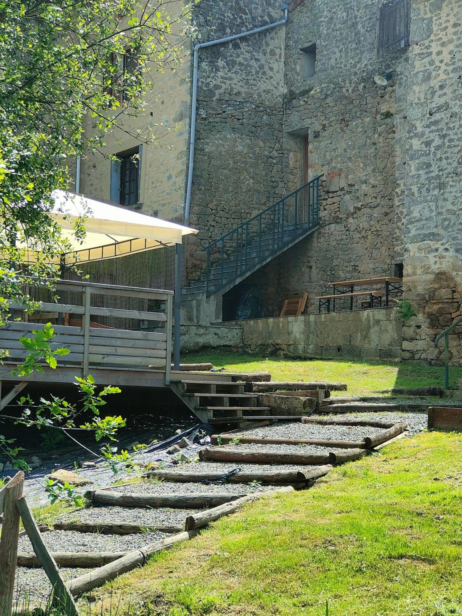 Gite De L Etang Du Planchon Balledent Exterior foto